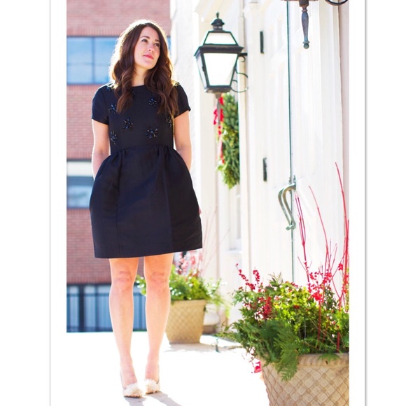 kate spade Dresses & Skirts - NWT Kate Spade Short Sleeve Embellished Dress